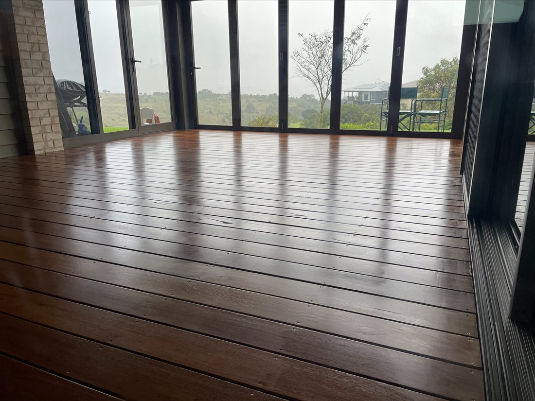 Sean-s-Deck.jpeg Sean-s-Deck.jpeg